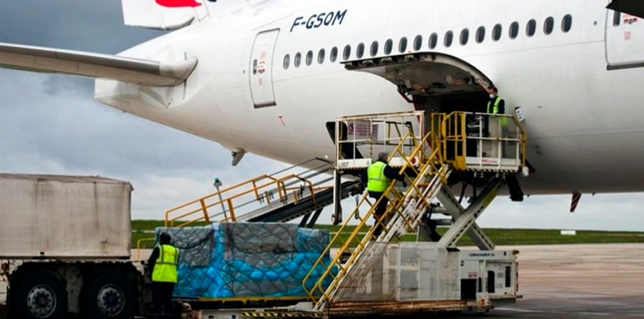 Líneas navieras cada vez más se involucran en el transporte de carga aérea